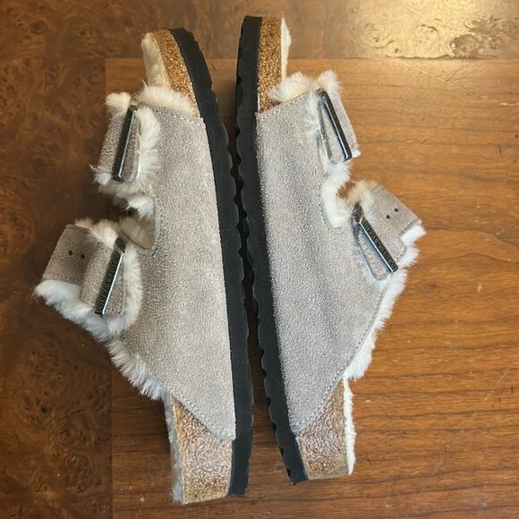 Arizona Shearling - Stone Coin - Picture 7 of 8